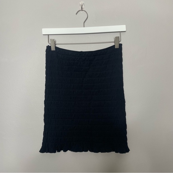 ANTHROPOLOGIE NWT Black Seamless Smocked Skirt - Picture 11 of 13